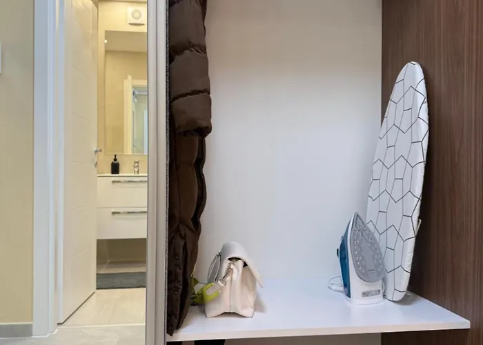 Apartament The Pine - Hils Brauner Bucureşti