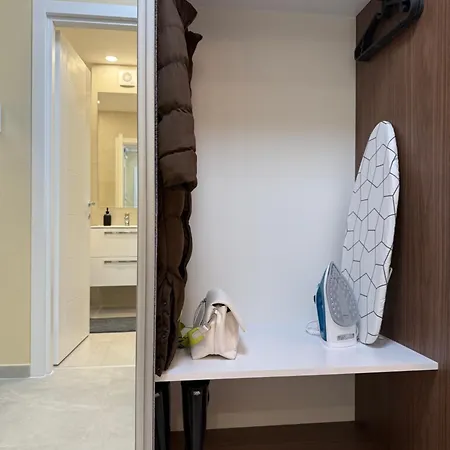 Lägenhet The Green Pine Studio Hils Brauner - Free Parking - Close To Subway Bukarest