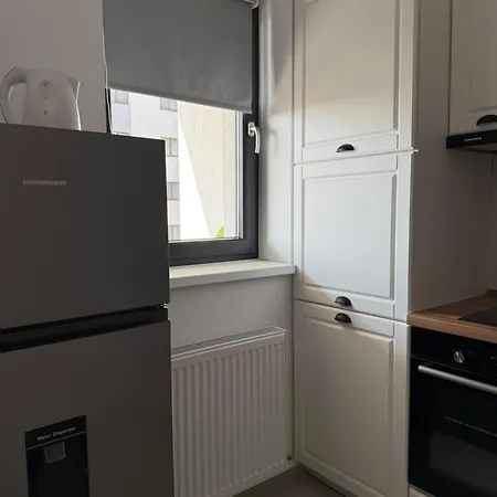 The Green Pine Studio Hils Brauner - Free Parking - Close To Subway *